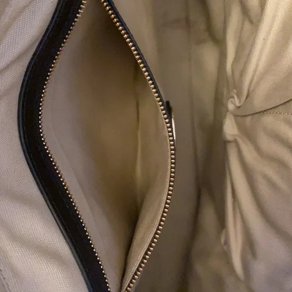 Tory Burch Purse Black Leather Purse - Picture 10 of 10